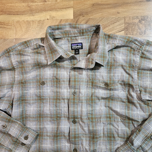 Patagonia Shirt Mens Medium Multicolor Plaid Button Long Sleeve Pocket Organic - Picture 2 of 10